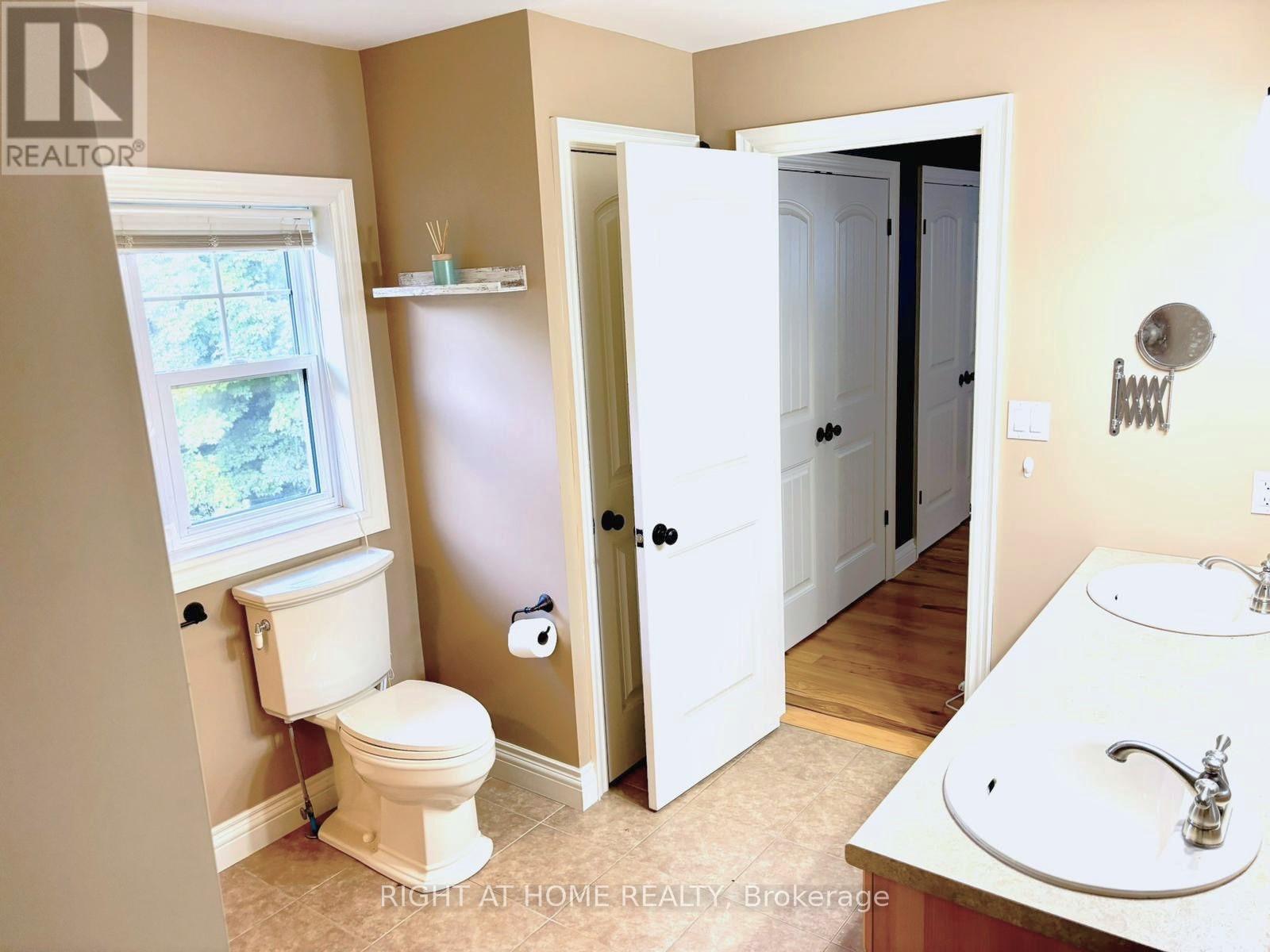 129 Blue Jay Crescent, Grey Highlands, Ontario N0C 1H0 - Photo 20 - X12588826