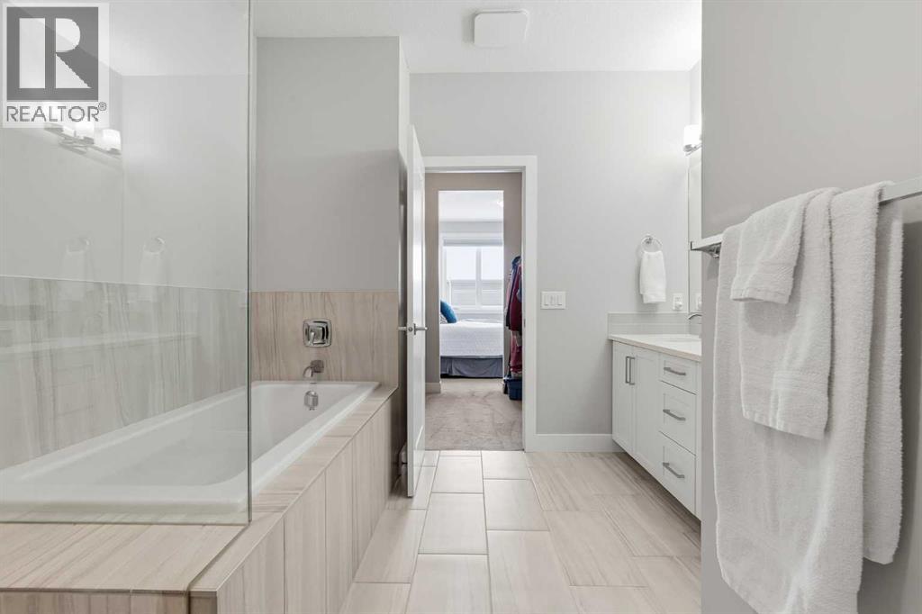 204, 20 Silverado Crest Park Sw, Calgary, Alberta  T2X 4L3 - Photo 19 - A2272391