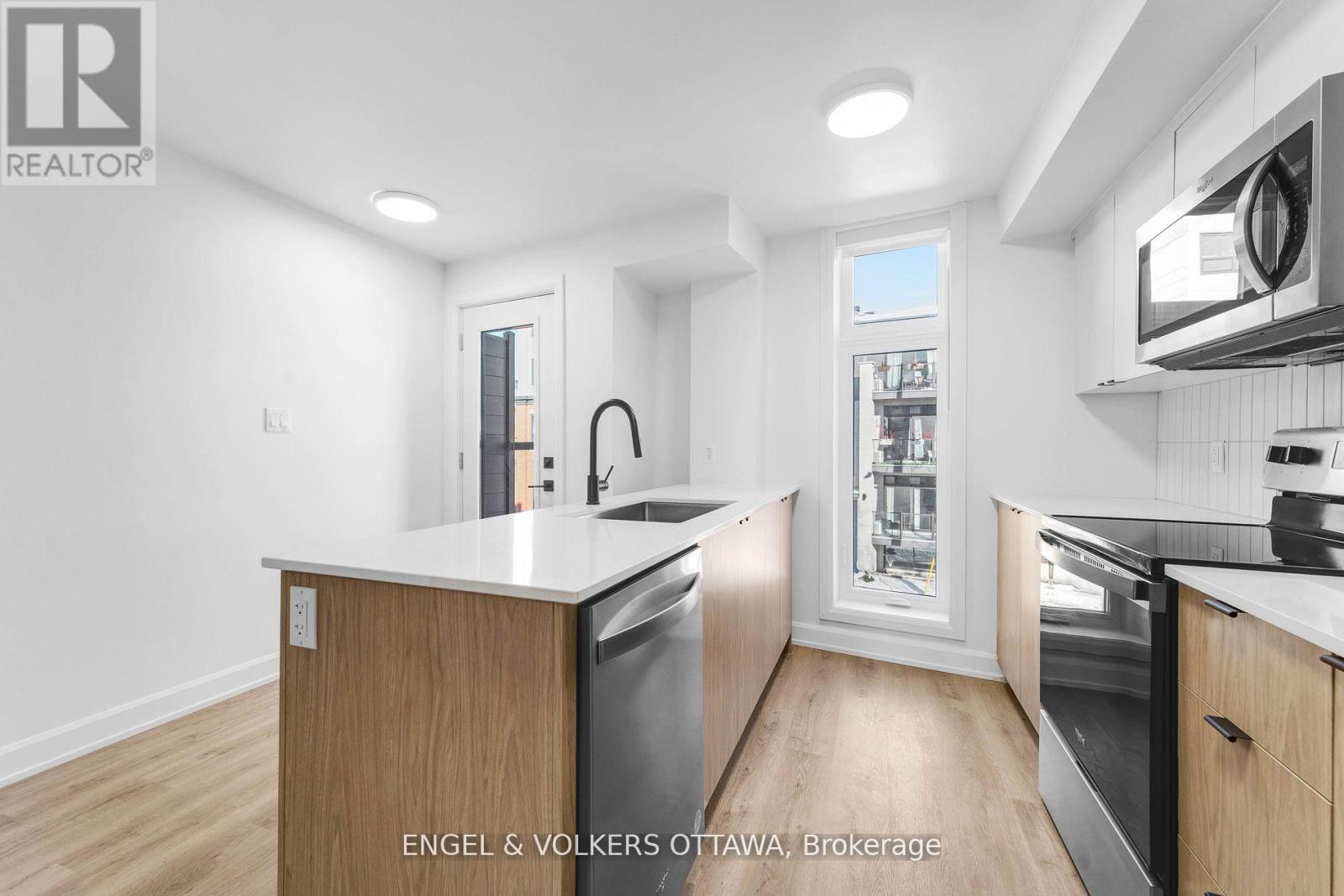 3 - 2 Monk Street, Ottawa, Ontario  K1S 3Y5 - Photo 7 - X12588864