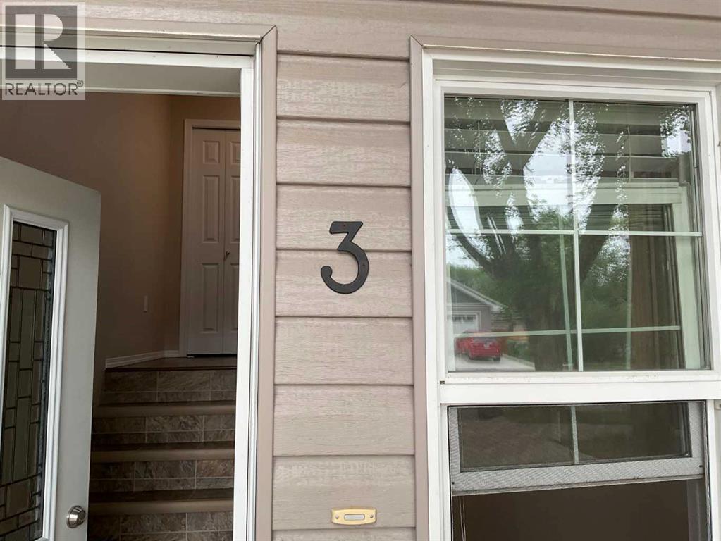 3, 4729 45 Street, lloydminster, Saskatchewan