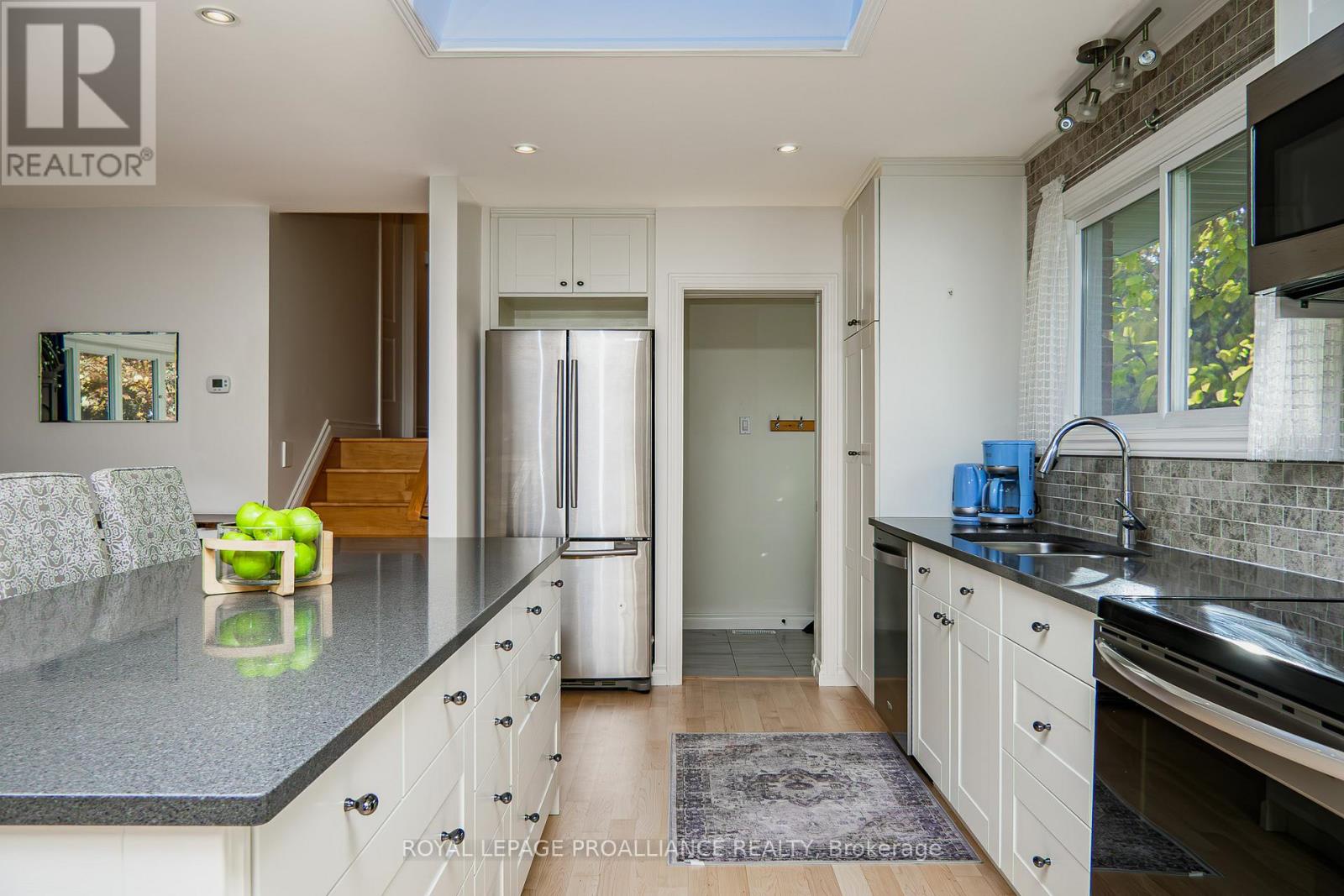 39 Parkview Heights, Quinte West, Ontario  K8V 5M1 - Photo 29 - X12528564