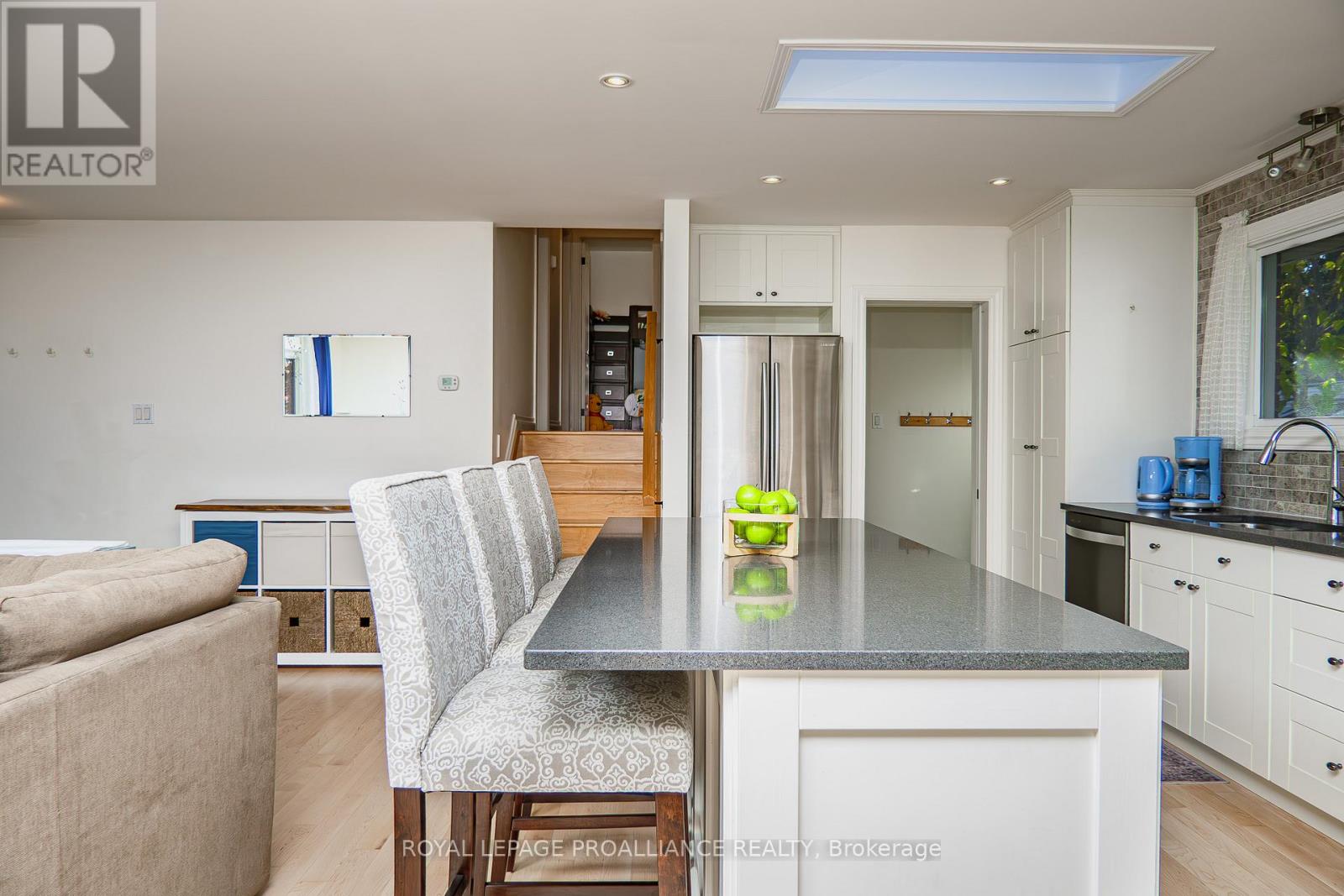 39 Parkview Heights, Quinte West, Ontario  K8V 5M1 - Photo 25 - X12528564