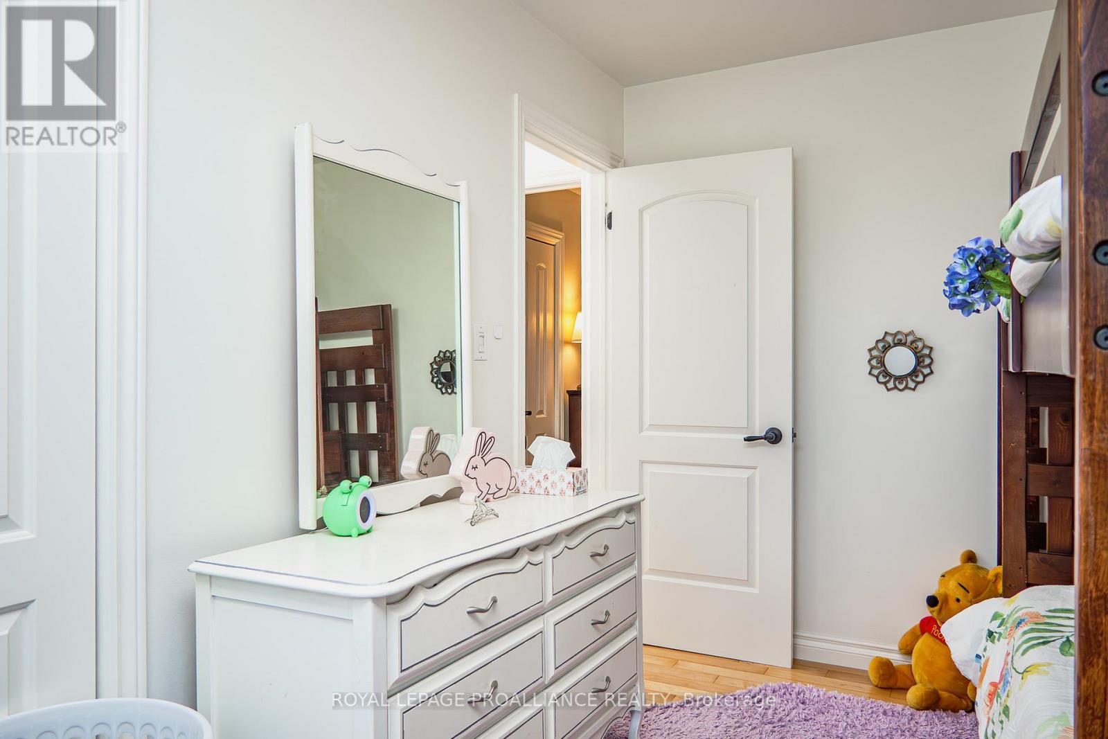 39 Parkview Heights, Quinte West, Ontario  K8V 5M1 - Photo 37 - X12528564