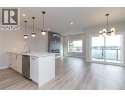 304 918 Jenkins Ave The Boardwalk