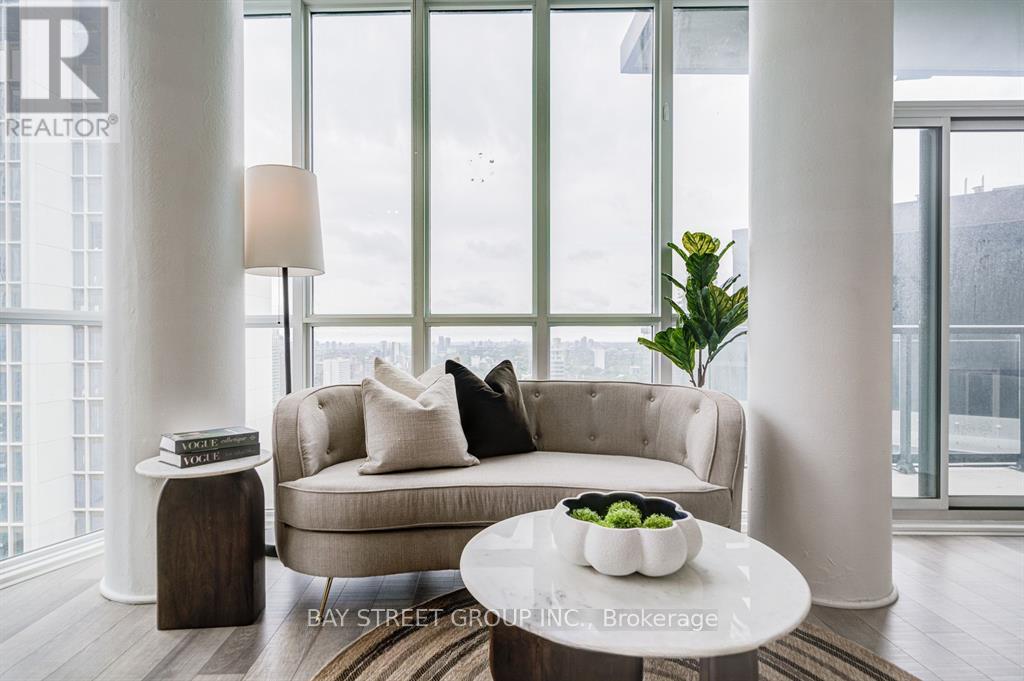 2608 - 32 Davenport Road, Toronto, Ontario  M5R 0B5 - Photo 6 - C12588868