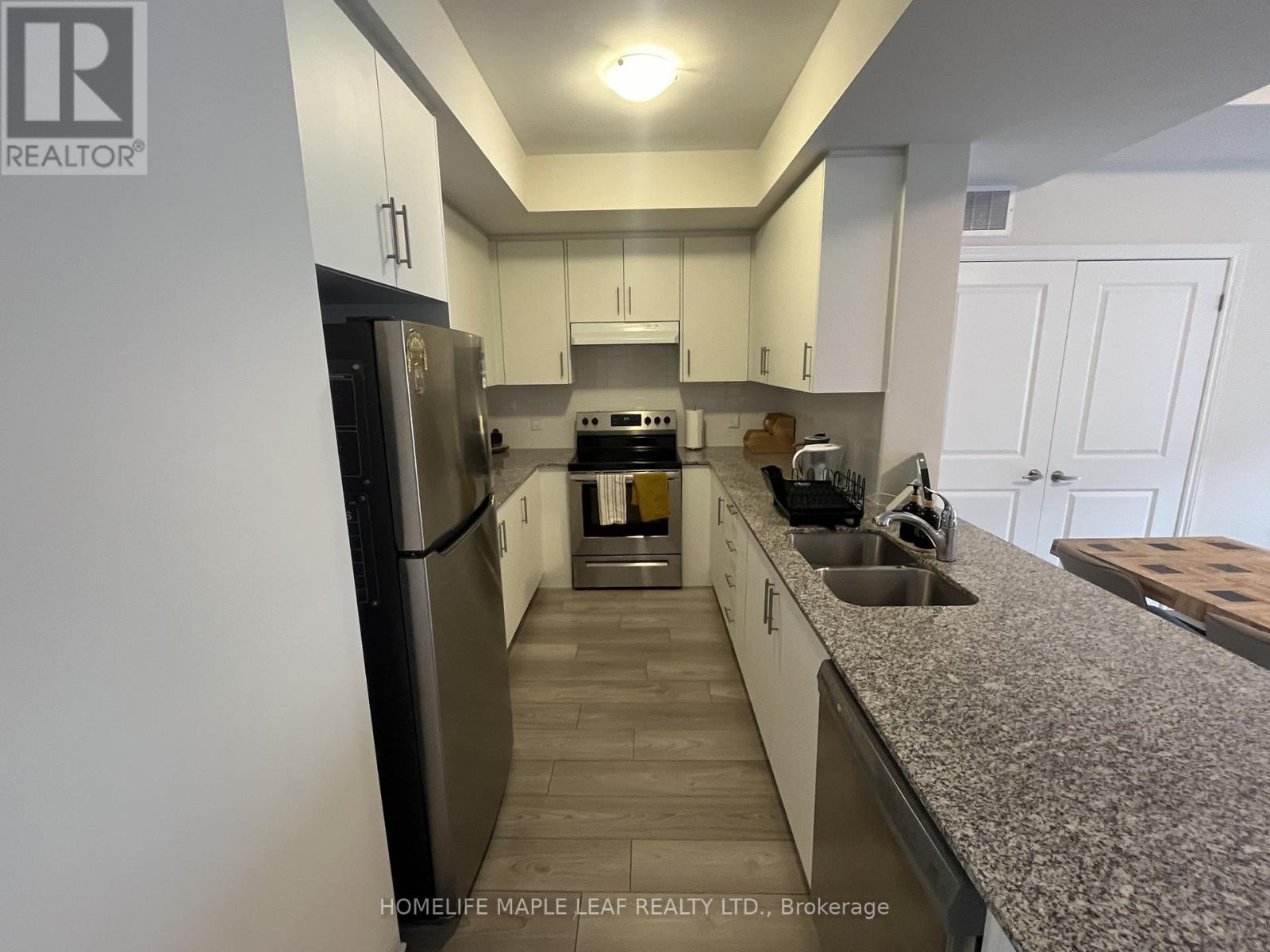 46 - 45 Knotsberry Circle, Brampton, Ontario L6Y 0C3 - Photo 12 - W12583758