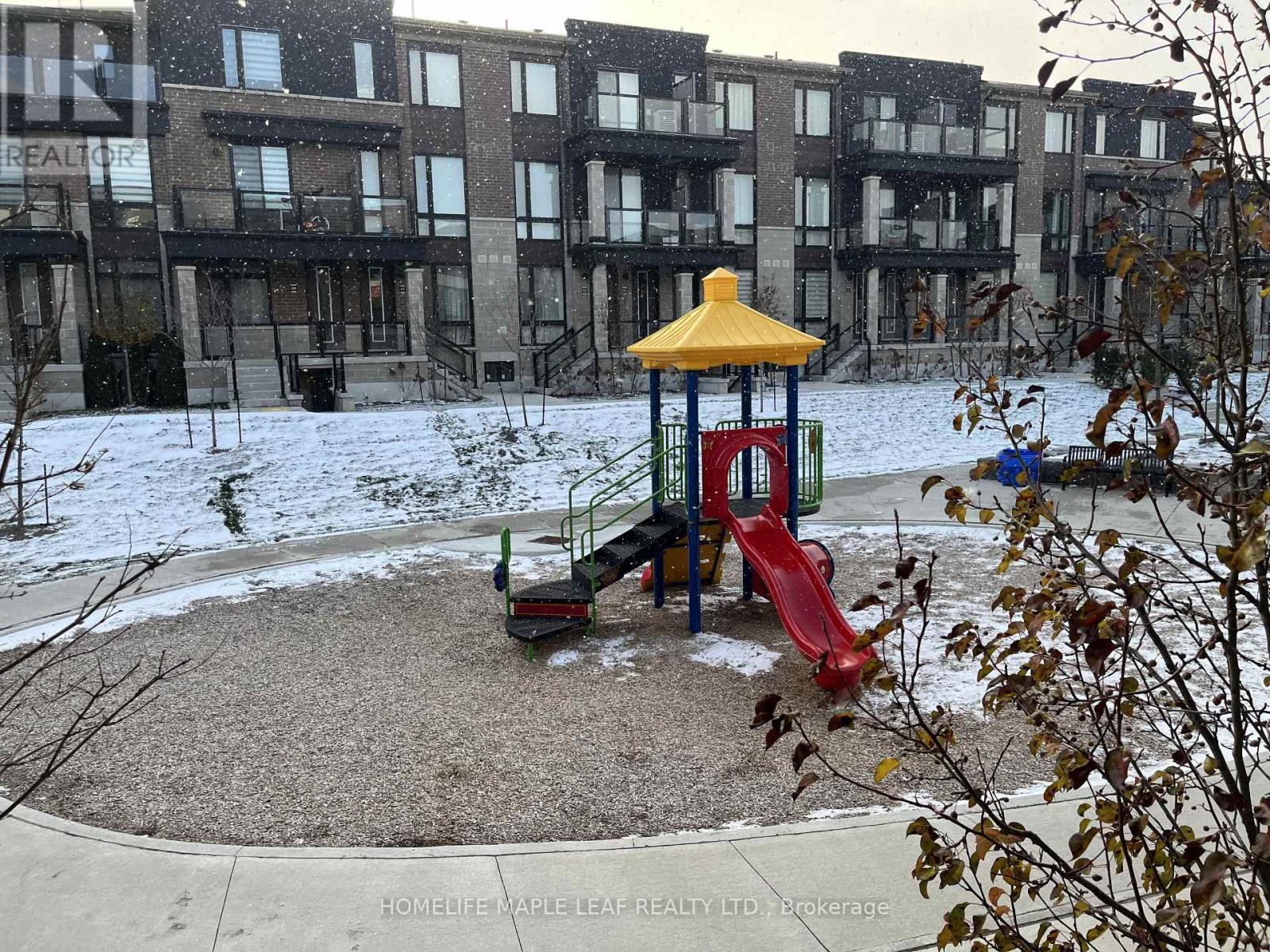 46 - 45 Knotsberry Circle, Brampton, Ontario L6Y 0C3 - Photo 24 - W12583758