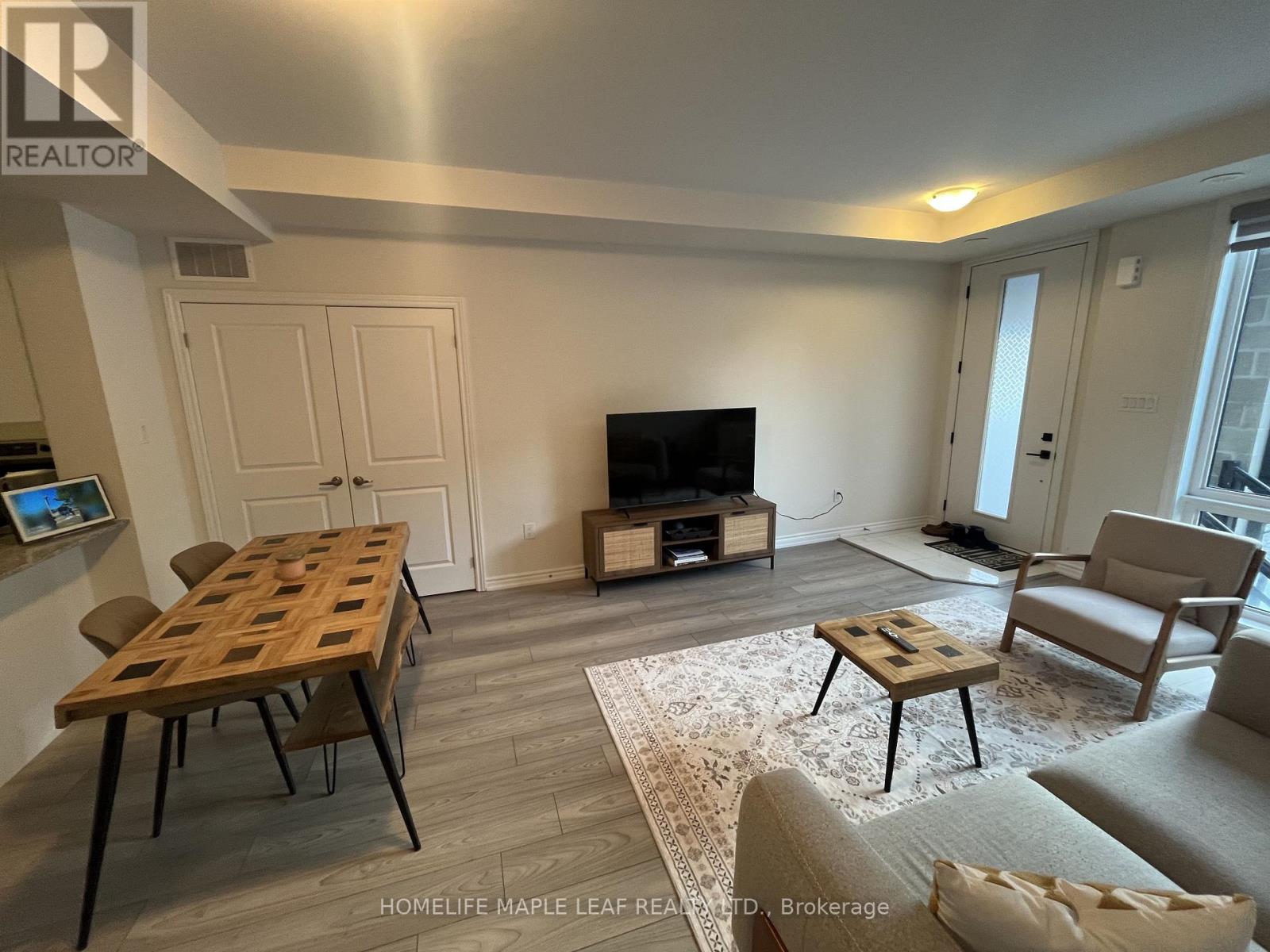 46 - 45 Knotsberry Circle, Brampton, Ontario L6Y 0C3 - Photo 6 - W12583758