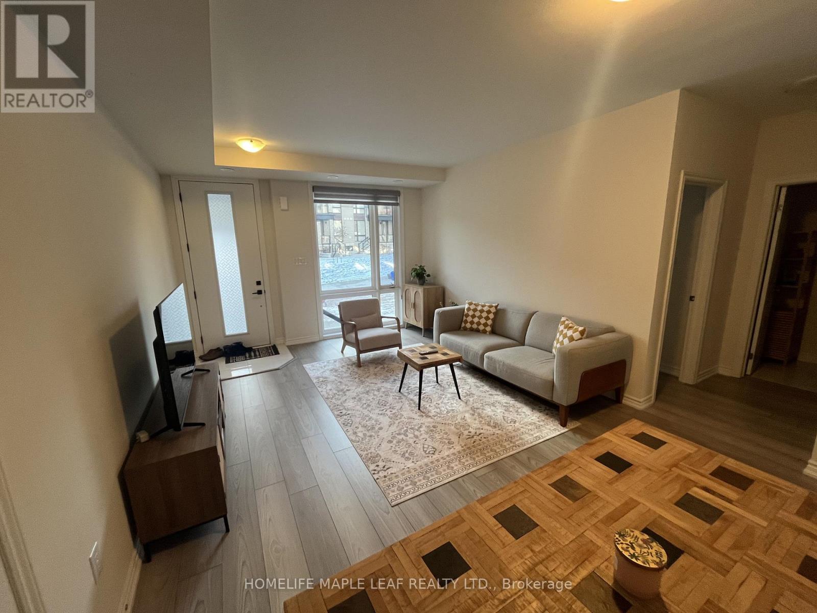 46 - 45 Knotsberry Circle, Brampton, Ontario L6Y 0C3 - Photo 4 - W12583758