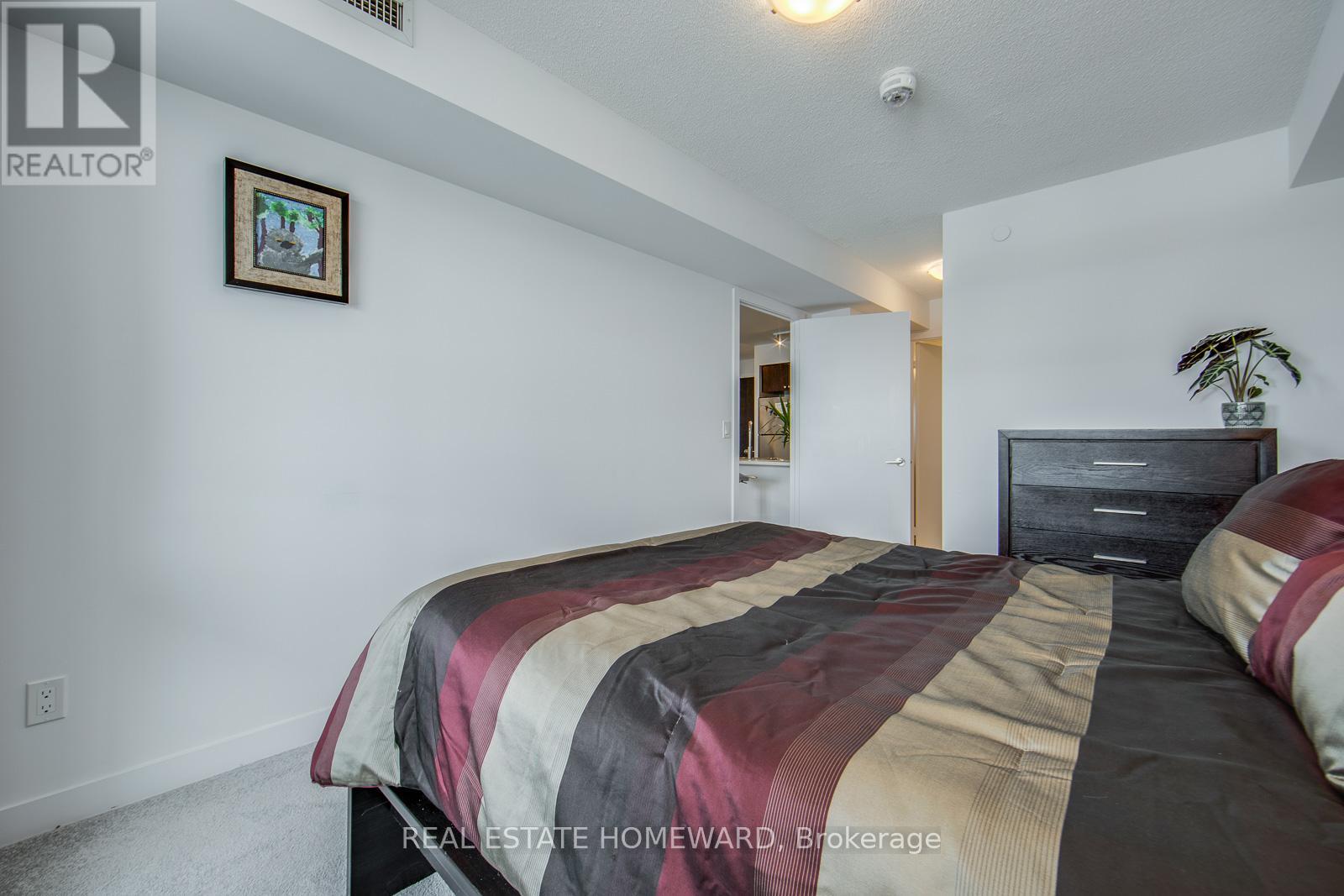 8 Trent Avenue, Toronto, Ontario M4C 0A6 - Photo 18 - E12588866