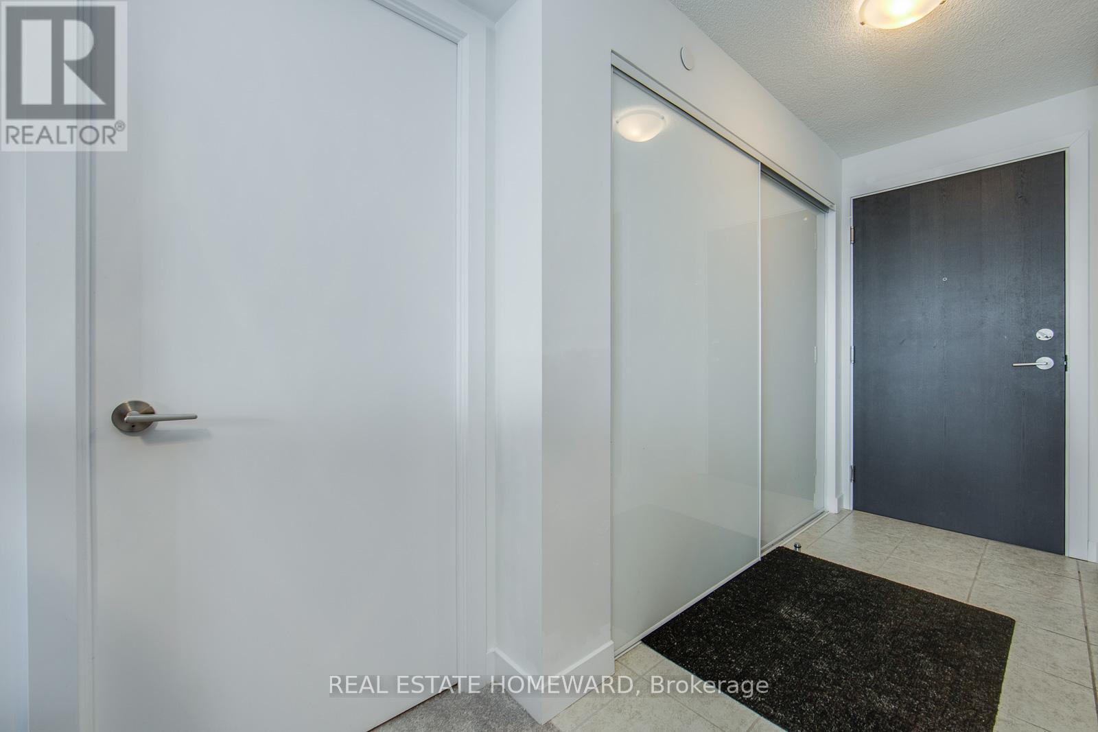 8 Trent Avenue, Toronto, Ontario M4C 0A6 - Photo 2 - E12588866