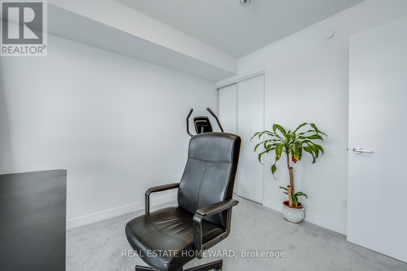 8 Trent Avenue, Toronto, Ontario M4C 0A6 - Photo 25 - E12588866