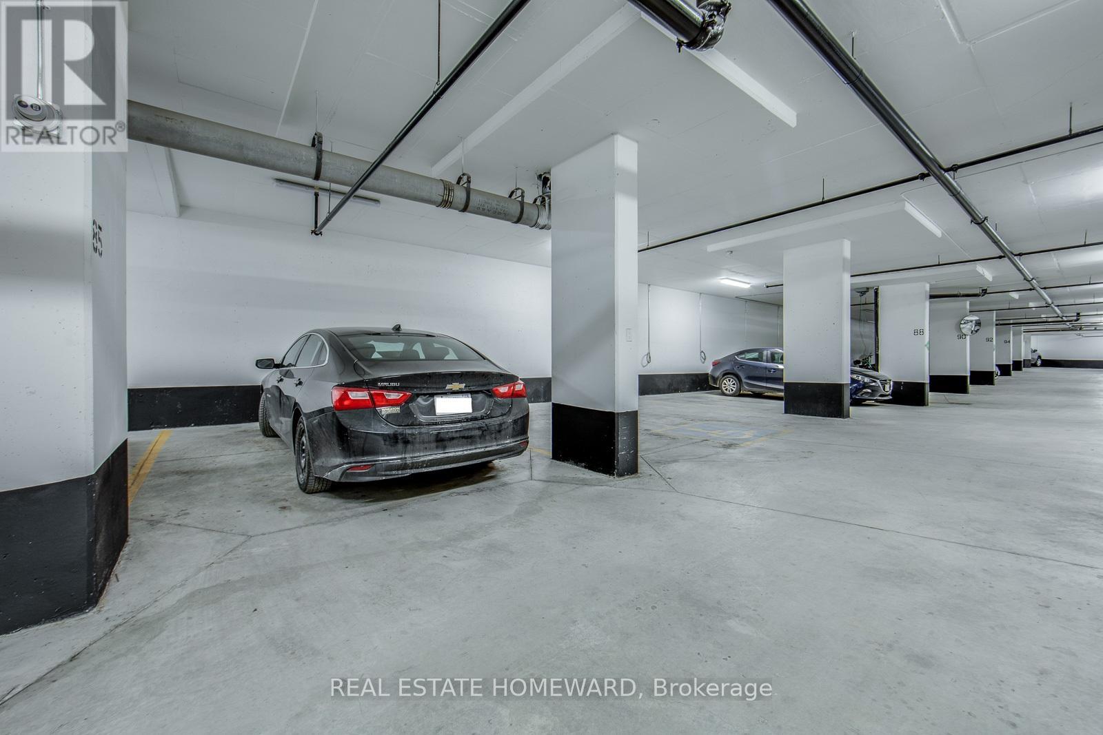 8 Trent Avenue, Toronto, Ontario M4C 0A6 - Photo 35 - E12588866