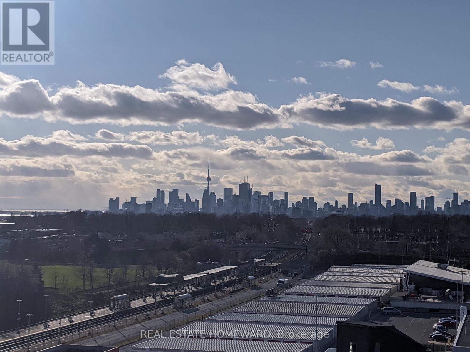 8 Trent Avenue, Toronto, Ontario M4C 0A6 - Photo 47 - E12588866