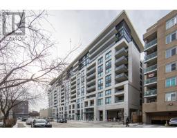 8 TRENT AVENUE, Toronto, Ontario