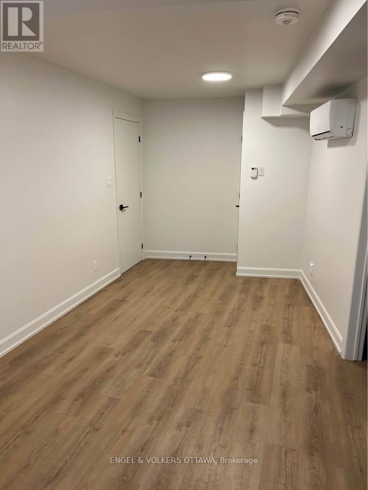 1 - 156 Fifth Avenue, Ottawa, Ontario  K1S 2M8 - Photo 3 - X12588884