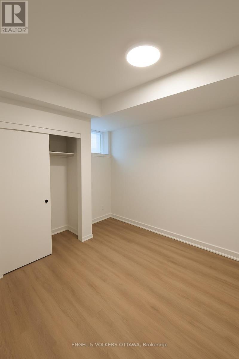 1 - 156 Fifth Avenue, Ottawa, Ontario  K1S 2M8 - Photo 5 - X12588884