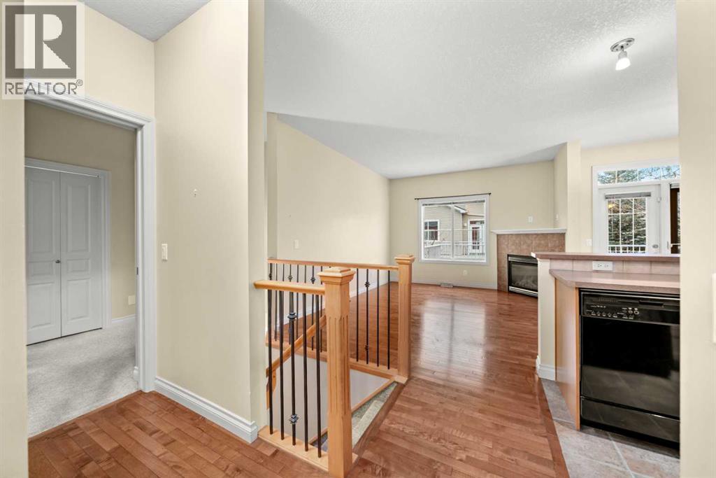 116 Tucker Circle, Okotoks, Alberta  T1S 2J8 - Photo 15 - A2271009