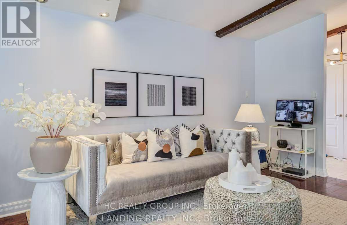 61 Kingslake Road, Toronto, Ontario M2J 3E4 - Photo 3 - C12588888