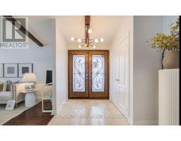 61 KINGSLAKE ROAD, Toronto, Ontario