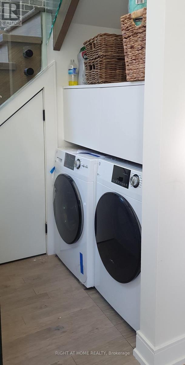 5 - 106 Lappin Avenue, Toronto, Ontario  M6H 1Y4 - Photo 10 - W12588478