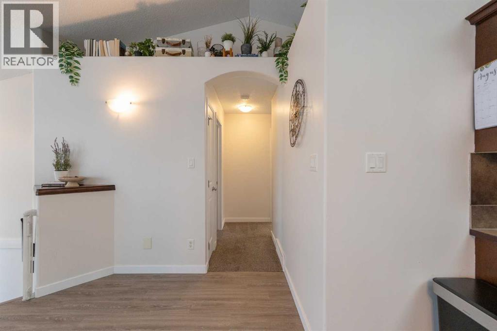 148 Coalbanks Boulevard W, Lethbridge, Alberta  T1J 3Y9 - Photo 14 - A2273289