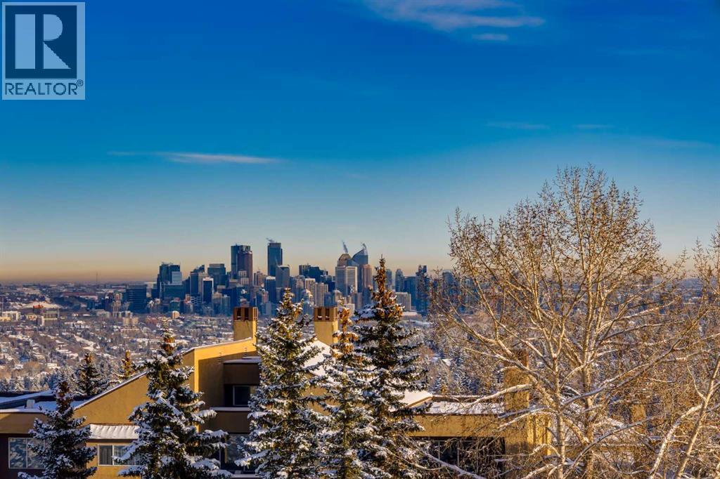 48 Patina Point Sw, Calgary, Alberta  T3H 3J7 - Photo 4 - A2272836