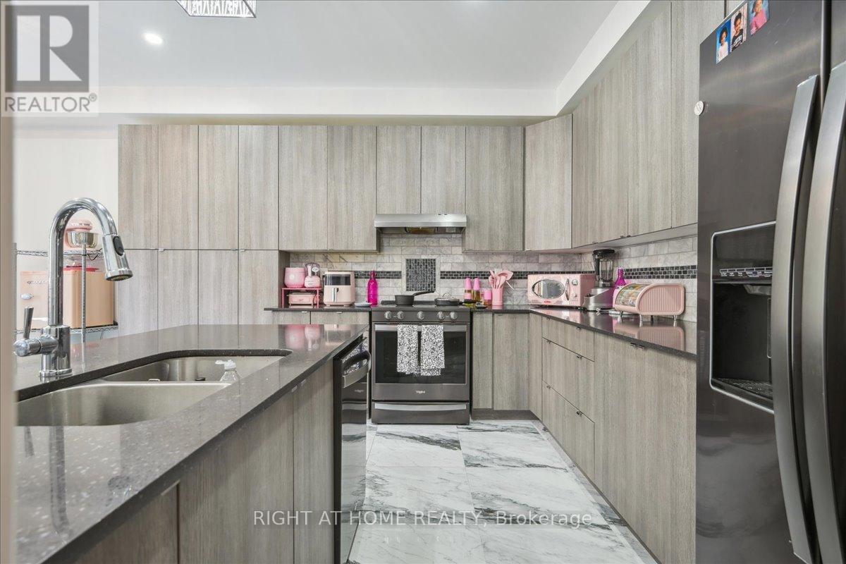 1449 Laurier Avenue, Milton, Ontario  L9T 6J4 - Photo 11 - W12588878