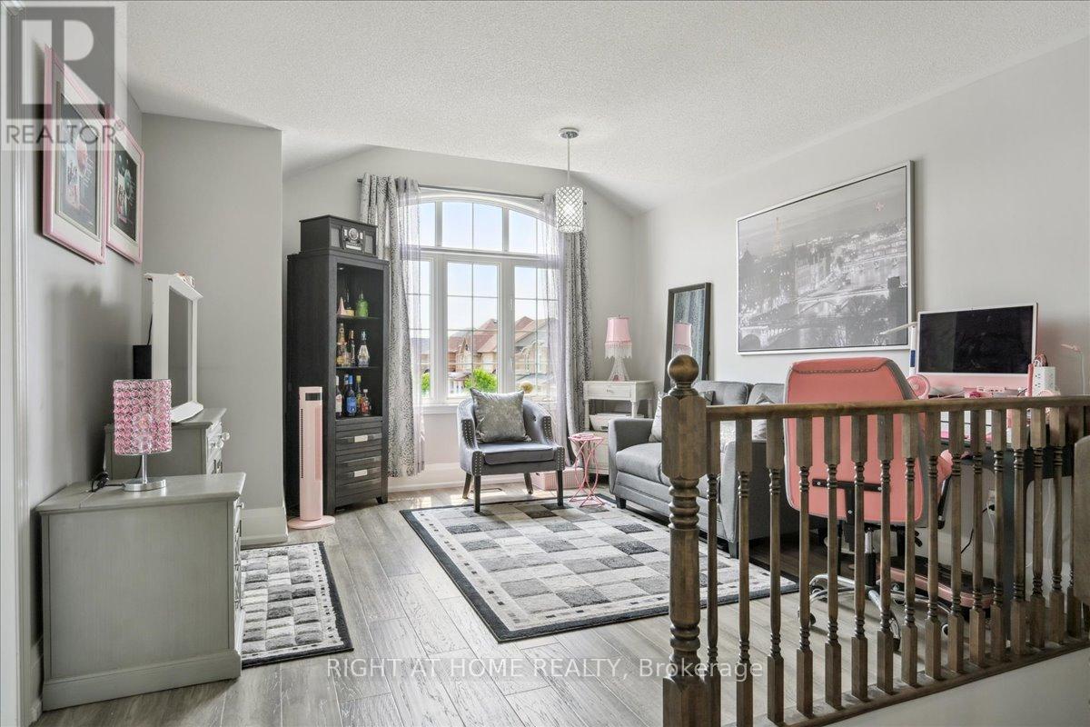 1449 Laurier Avenue, Milton, Ontario  L9T 6J4 - Photo 15 - W12588878