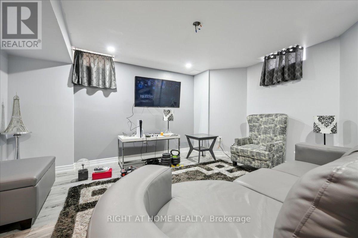 1449 Laurier Avenue, Milton, Ontario  L9T 6J4 - Photo 24 - W12588878