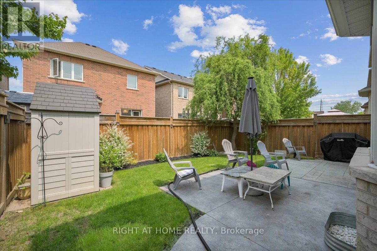 1449 Laurier Avenue, Milton, Ontario  L9T 6J4 - Photo 28 - W12588878