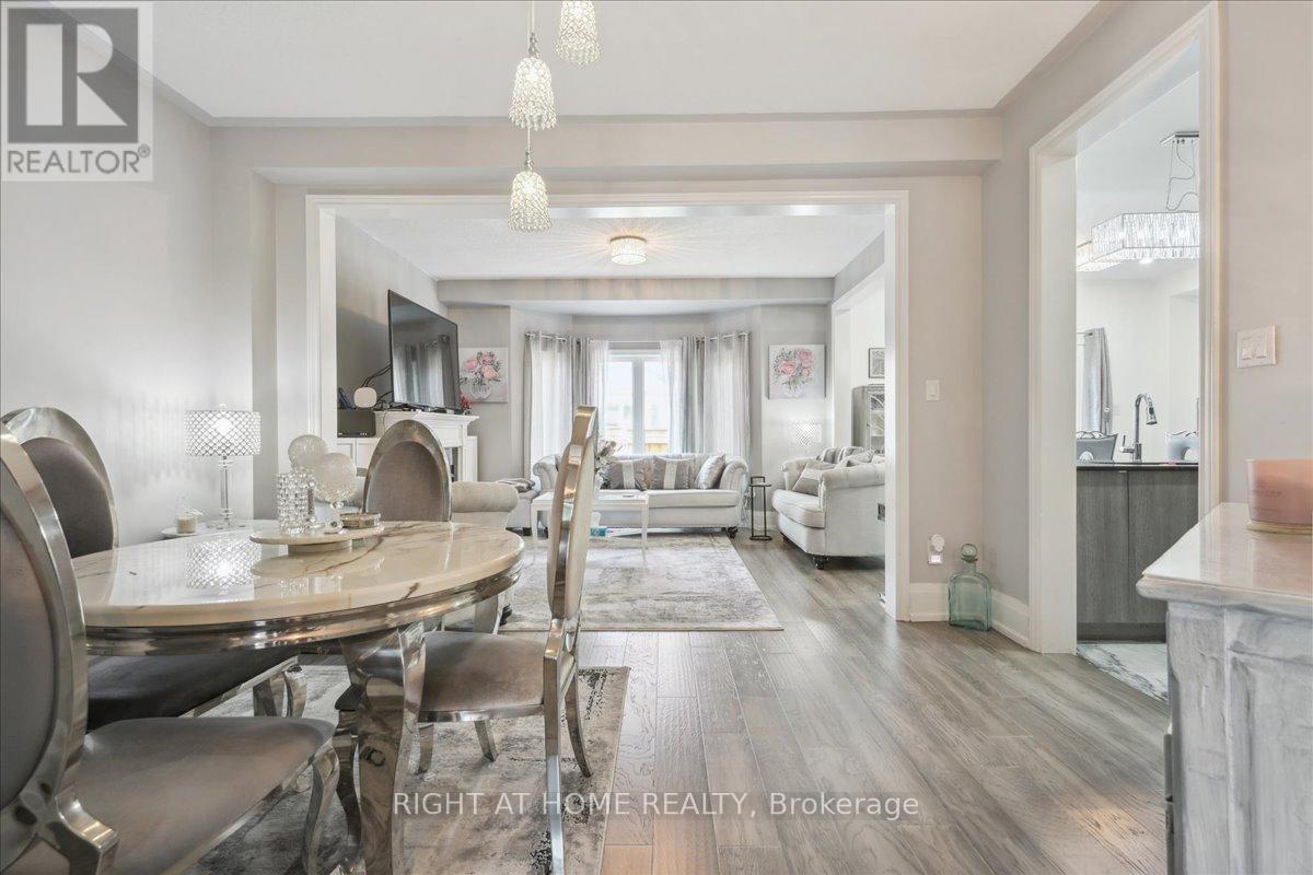 1449 Laurier Avenue, Milton, Ontario  L9T 6J4 - Photo 5 - W12588878