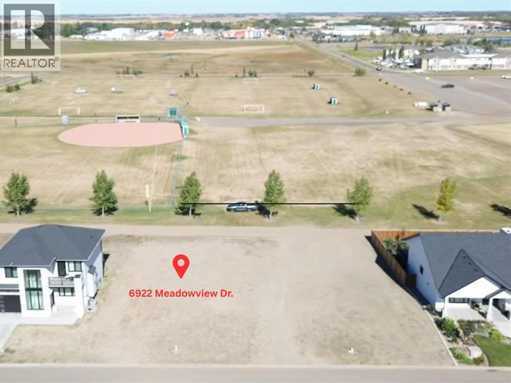 6922 Meadowview Drive, Stettler, Alberta  T0C 2L2 - Photo 1 - A2272914