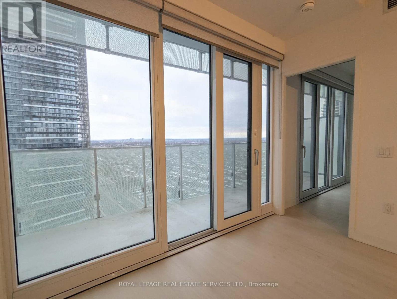 1908 - 3900 Confederation Parkway, Mississauga, Ontario  L5B 0M3 - Photo 10 - W12571530