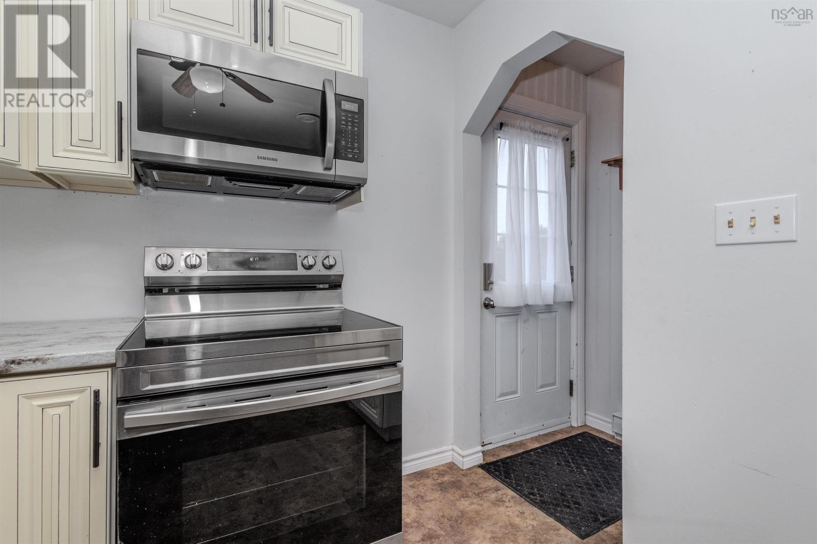 10 Sheridan Drive, Sydney River, Nova Scotia  B1K 3K2 - Photo 7 - 202528781