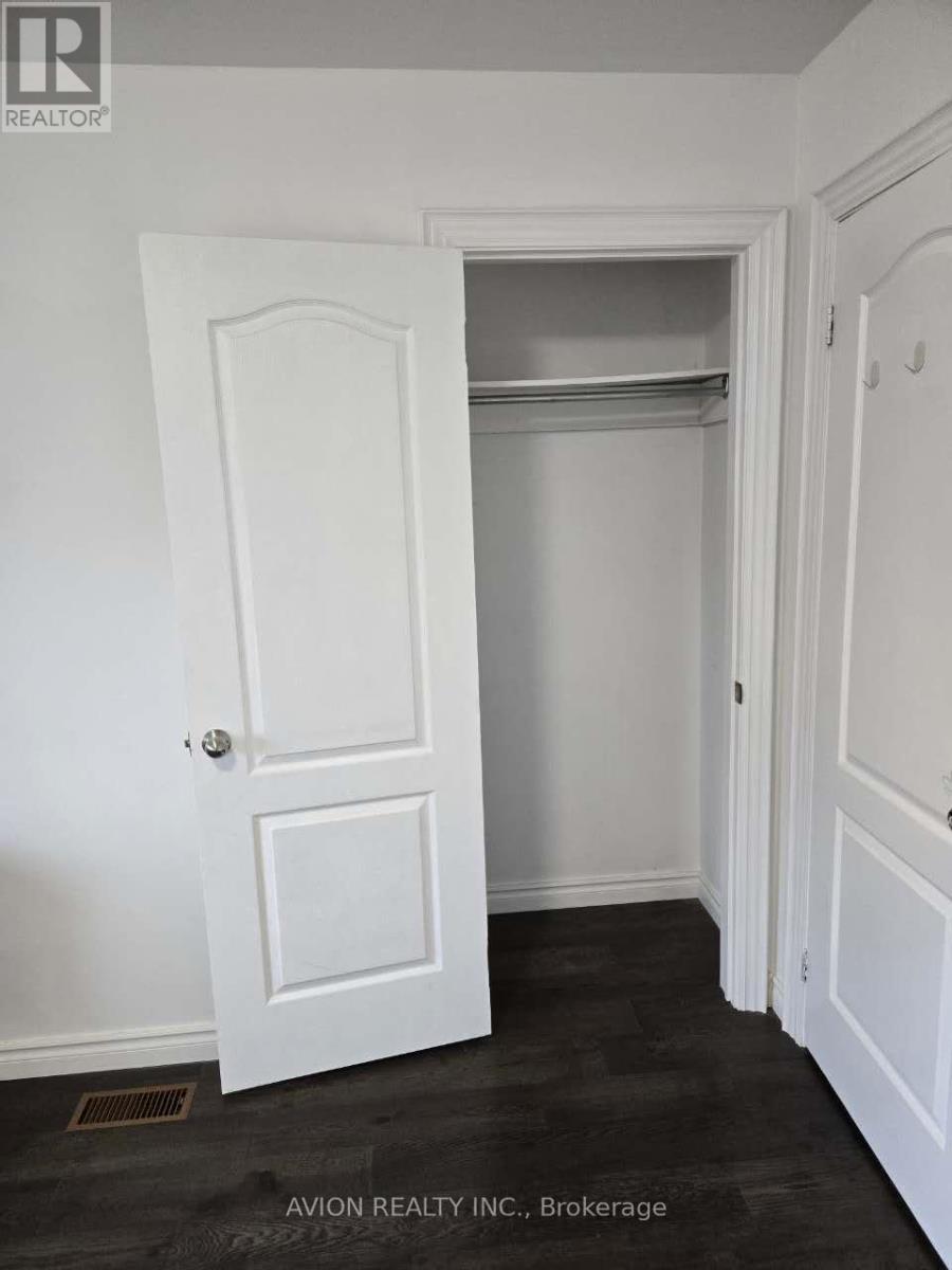 49 Torrens Avenue, Toronto, Ontario  M4K 2H9 - Photo 9 - E12588910