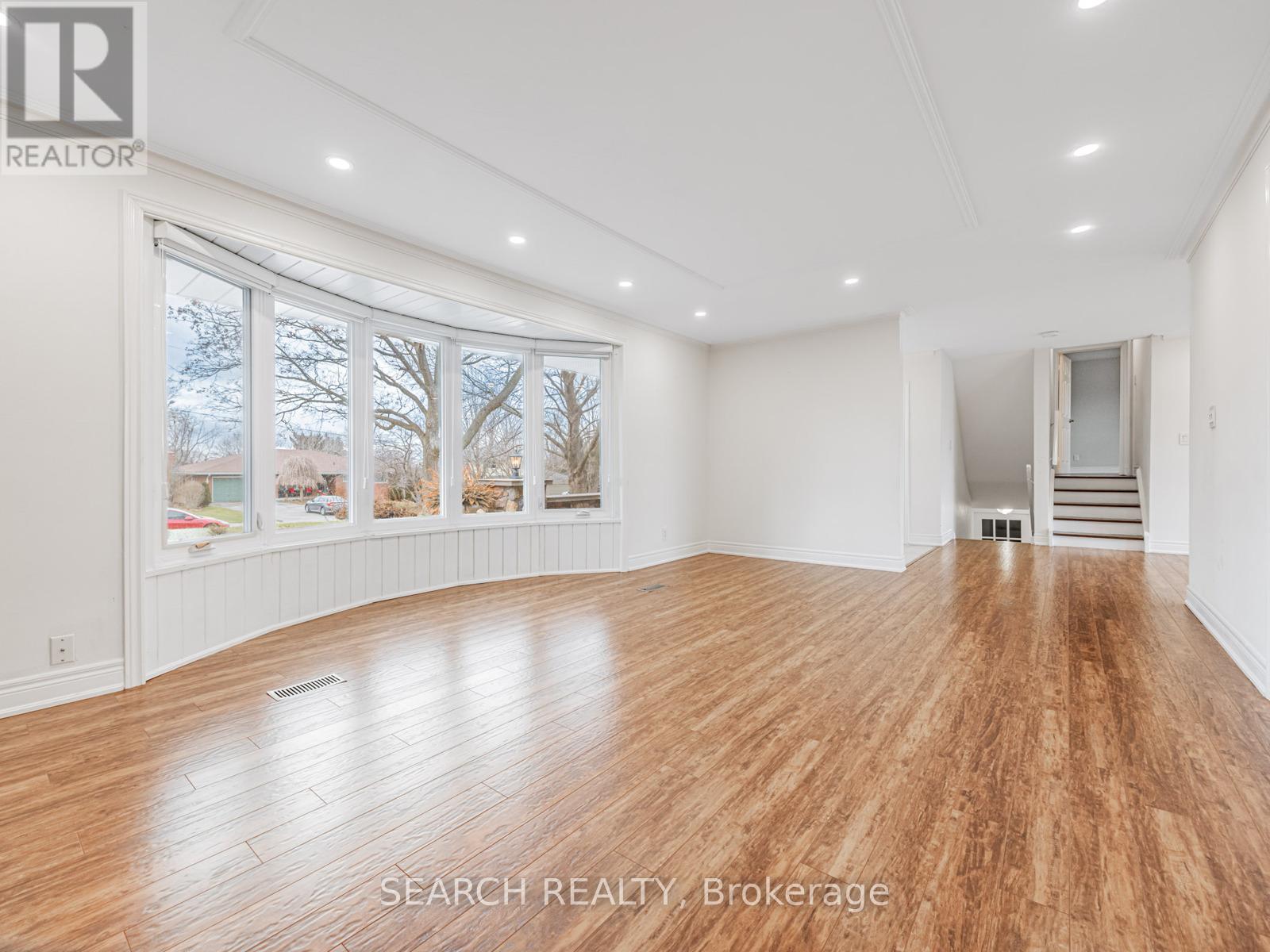 41 Hamilton Drive, Newmarket, Ontario  L3Y 3E7 - Photo 8 - N12588926