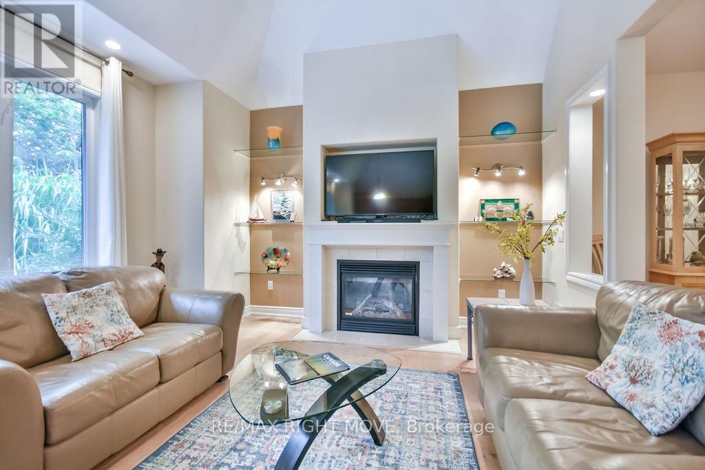 6 - 5 Invermara Court, Orillia, Ontario L3V 6B4 - Photo 5 - S12588918