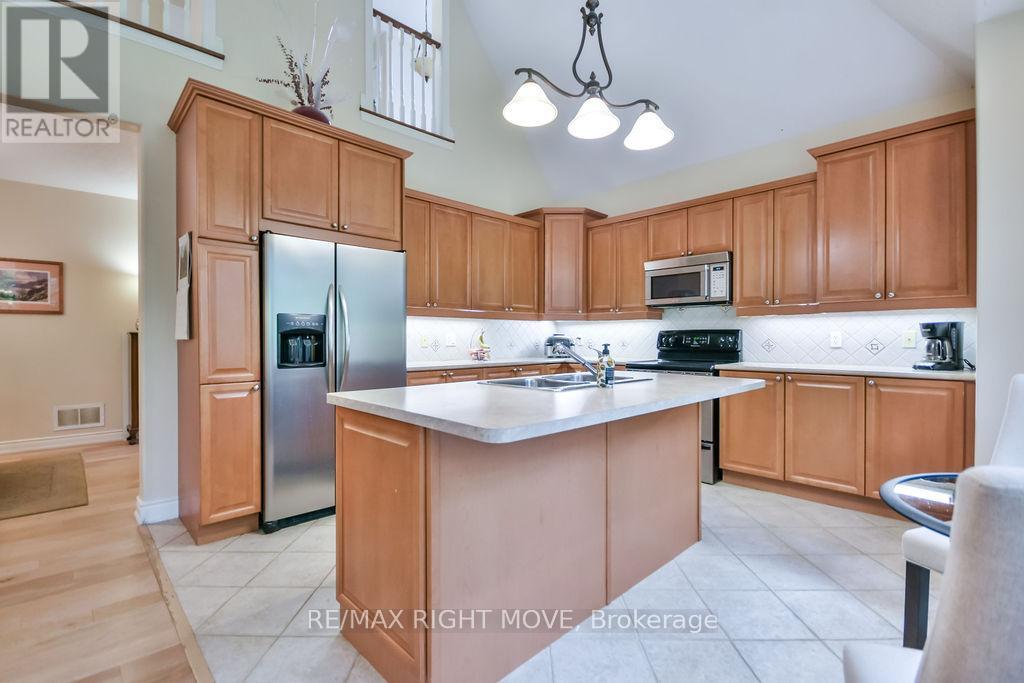 6 - 5 Invermara Court, Orillia, Ontario L3V 6B4 - Photo 7 - S12588918