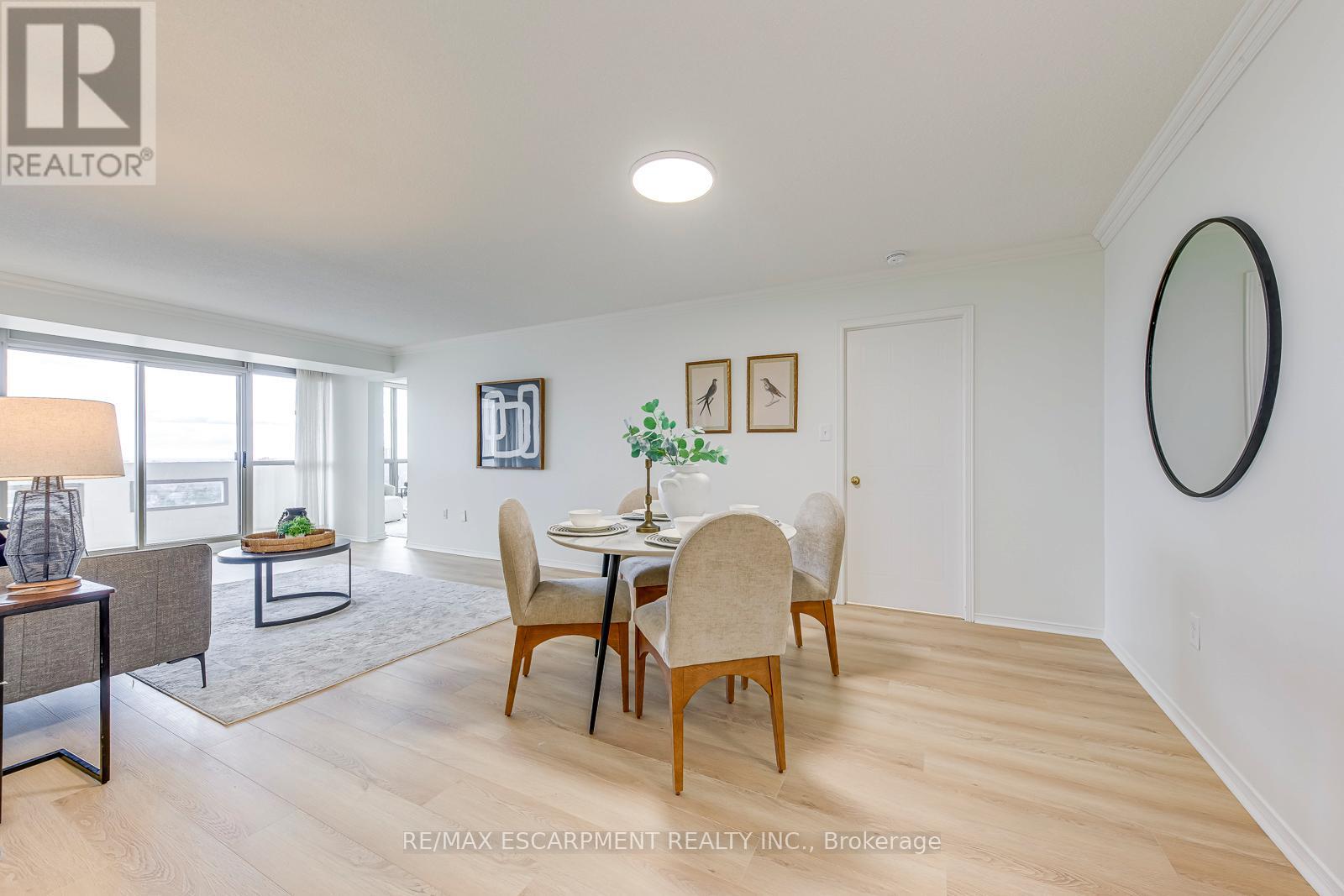 902 - 5080 Pinedale Avenue, Burlington, Ontario  L7L 5V7 - Photo 13 - W12588912