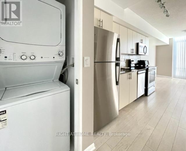 1502 - 3091 Dufferin Street, Toronto, Ontario M6A 0C4 - Photo 19 - W12588914