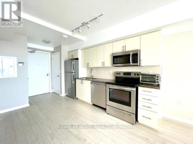 1502 - 3091 Dufferin Street, Toronto, Ontario M6A 0C4 - Photo 21 - W12588914