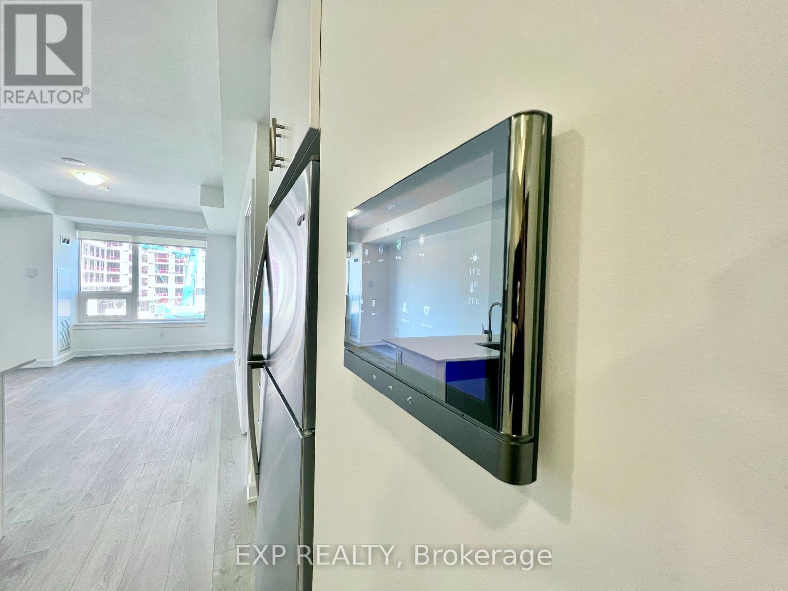 305 - 3200 William Coltson Avenue, Oakville, Ontario  L6H 7C2 - Photo 8 - W12588922