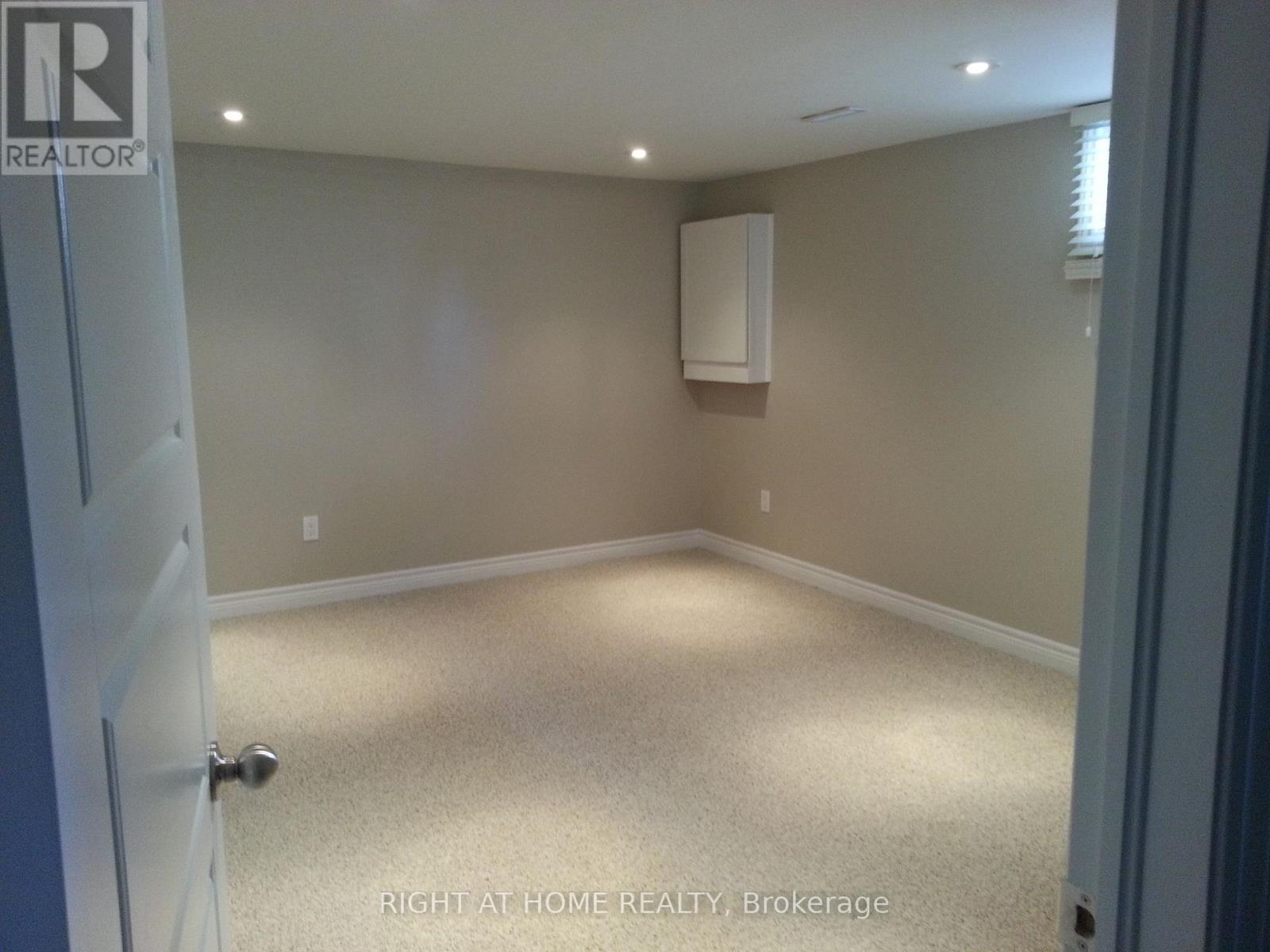 53 Irwin Street, London North, Ontario  N6G 1C9 - Photo 4 - X12588920