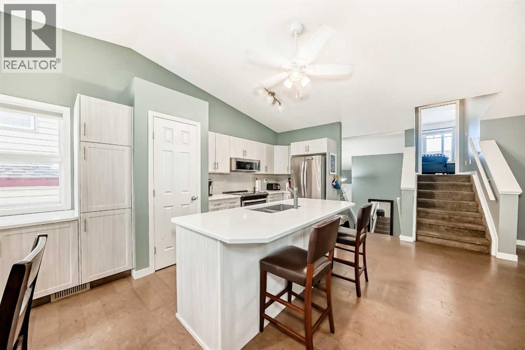 26 Copperfield View Se, Calgary, Alberta  T2Z 4L3 - Photo 4 - A2264641
