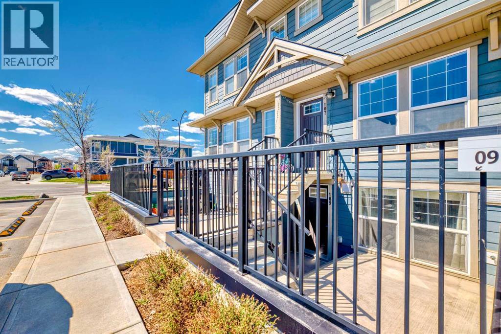 109 Cranbrook Square Se, Calgary, Alberta  T3M 3E3 - Photo 4 - A2265230