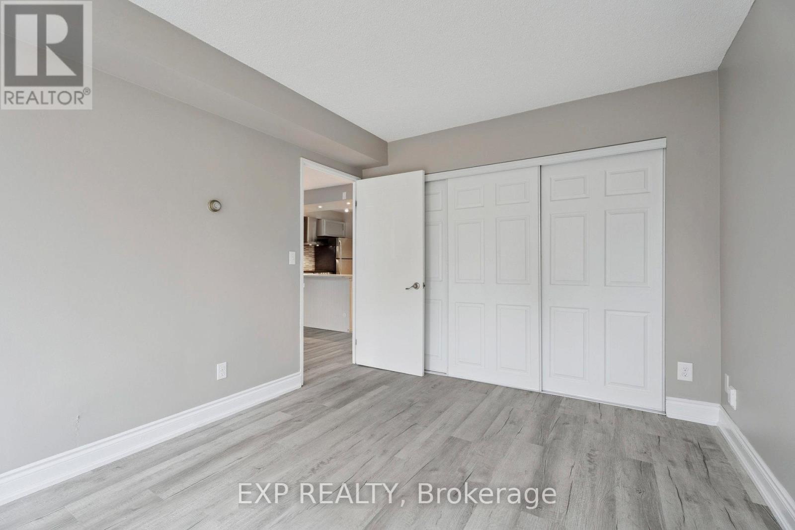 301 - 140 Dunlop Street E, Barrie, Ontario  L4M 6H9 - Photo 24 - S12561472