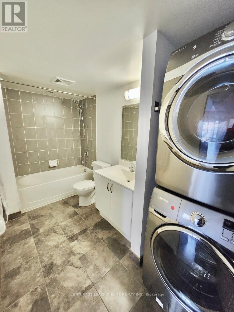 215 - 801 Sheppard Avenue W, Toronto, Ontario  M3H 2T3 - Photo 5 - C12588930