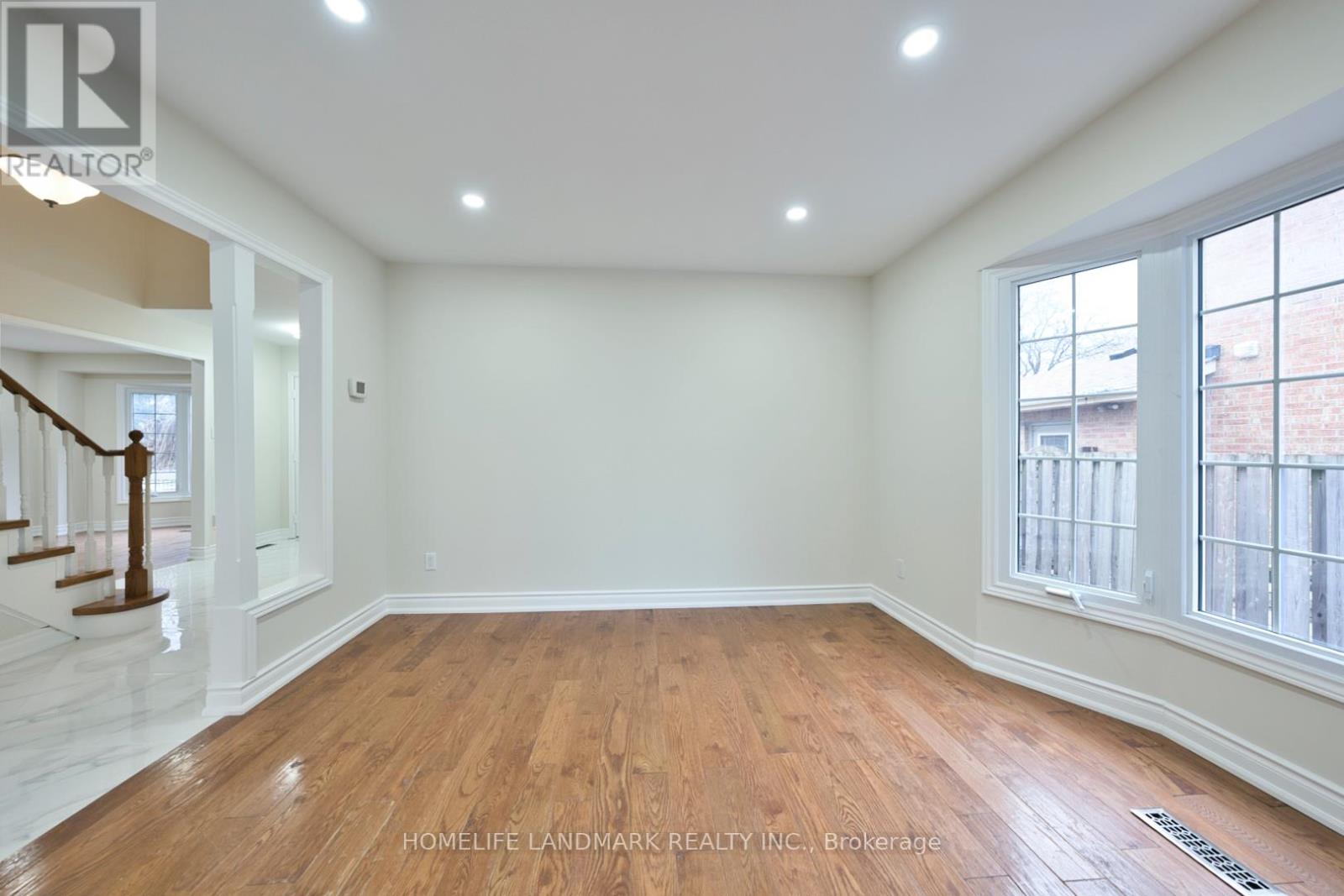 18 Glen Dhu Drive, Whitby, Ontario  L1R 1J5 - Photo 15 - E12588934