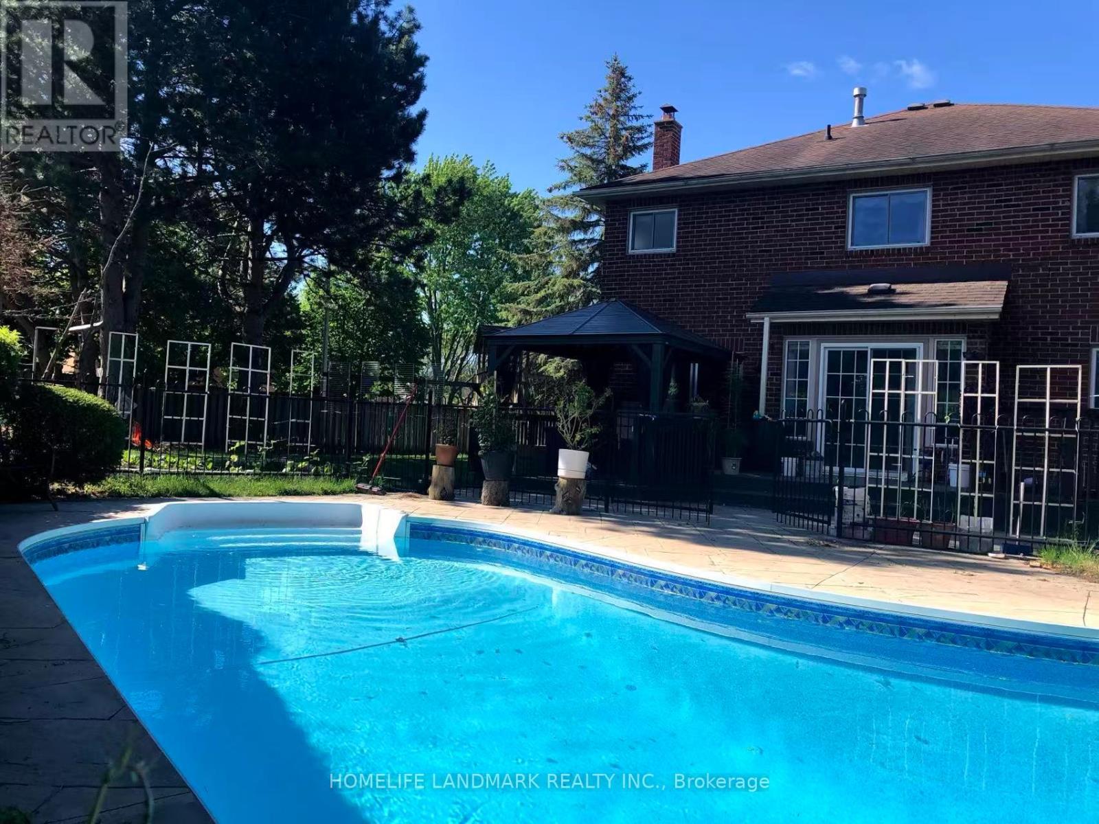 18 Glen Dhu Drive, Whitby, Ontario  L1R 1J5 - Photo 47 - E12588934